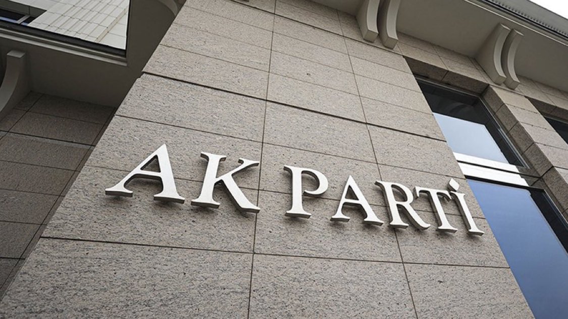 Yeni Şafak’tan Gündem Sarsacak İddia: "Kripto FETÖ'cüler Hâlâ AK Parti’nin Karar