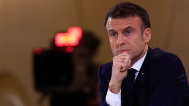 Macron’un Popülaritesi 2017’den Bu Yana En Düşük Seviyeye Geriledi: Nedenler ve Gelecek Öngörüleri