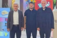 Fon Skandalının Gölgesinde Dönerci Açılışı: Paylaşılan Fotoğraf Ardından Hızlı Silme
