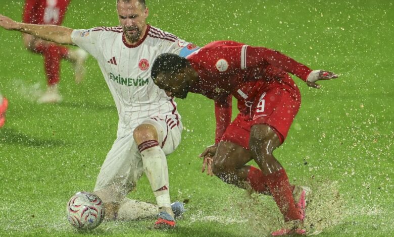 Yağmurun Engeli: İstanbul’da Futbol Sahnesi Sıfırla Çalıştı