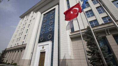 İzmir Büyükşehir Belediye Başkanı Cemil Tugay AK Parti'ye Katılıyor