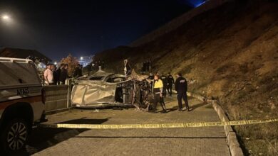 Erzurum Oltu’da Şarampole Devrilen Araç Takla Attı: 2 Ölü, 2 Yaralı