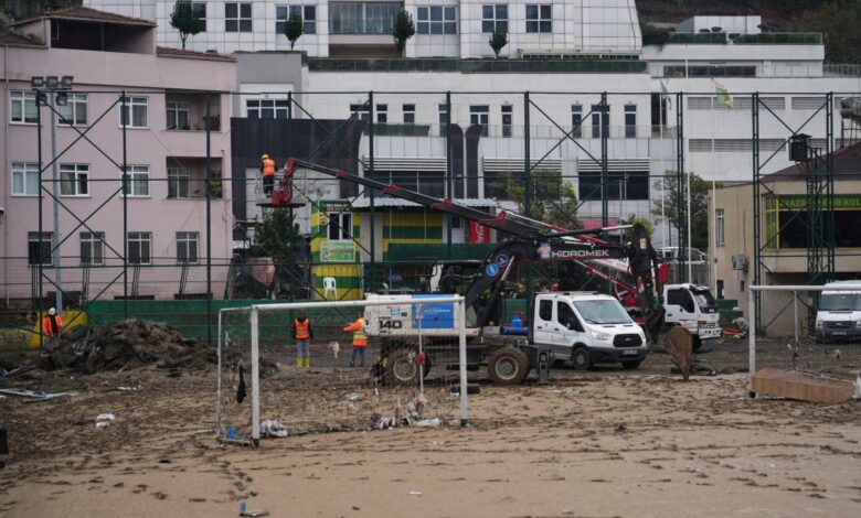 İstanbul Valisi Gül: Ayazağa Meydanı'nda Yıkım Çalışmaları Yarın Tamamlanacak