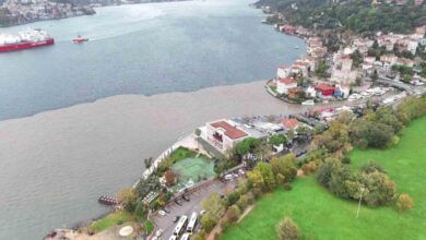 İstanbul Boğazı’nda Çamur Fırtınası: Doğanın Sürpriz Renkleri