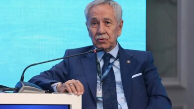 Bülent Arınç, Tutuklu İki CHP Belediye Başkanı İçin Yardım Çağrısı Yaptı