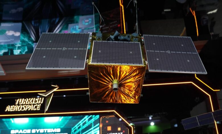 HÜRSAT 2027’de Göreve Başlayacak, 2028-2029’da ROKETSAN’ın ŞİMŞEK-1 ile İkinci Uydusu Fırlatılacak