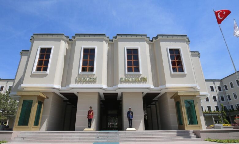 Belediye Sektöründe Büyük Değişim: Beş Yetkili Görevden Uzaklaştırıldı