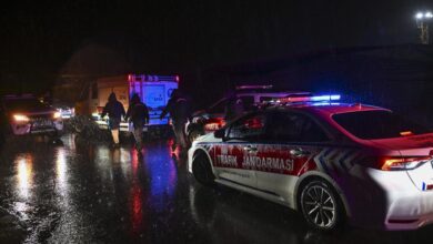 İstanbul’da Sel Sularına Kapılan Araçta 2 Kişi Kayıp: Ne Oluyor?