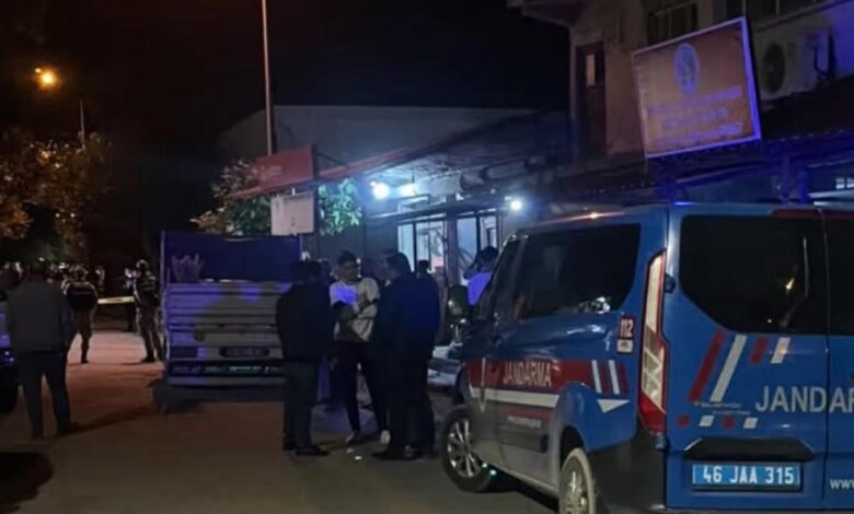 Polis Memuru Akraba Kavgasını Ayırmak İçin Kuzenini Öldürdü