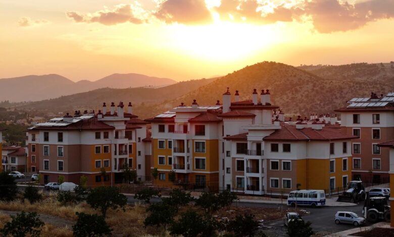 Yeniden İnşa Seferberliği: Deprem Bölgesinde ABD Medyasının Yeni Gündemi