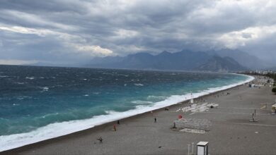 Antalya’da Şiddetli Sağanak ve Fırtına: Günlük Yaşamı Nasıl Etkiledi?