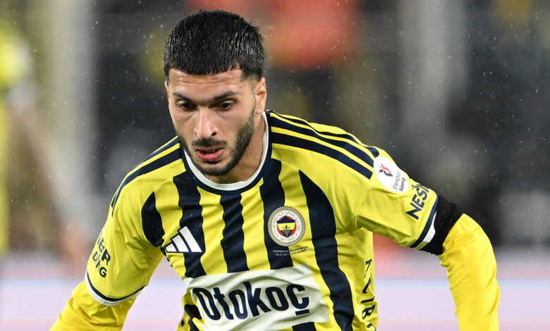 Fenerbahçe’nin 3-0 Zaferi: Oğuz Aydın İddiası ve Maçın Derin Analizi