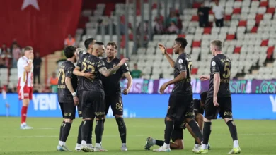 Trabzonspor Onvo Antalyaspor'u 2-0 Yendi: Maç Sonrası Derinlemesine Değerlendirme