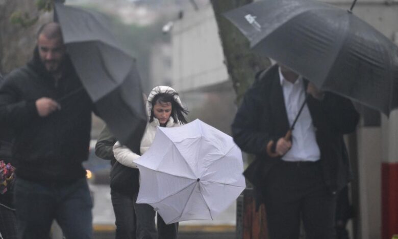 İstanbul’da Kuvvetli Yağış ve Fırtına Uyarısı: Turuncu Kodlu Meteorolojik Bildirim