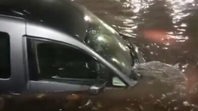 Tuzla ve Pendik'te Yollar Göl Haline Geldi: Şiddetli Yağışın İzleri