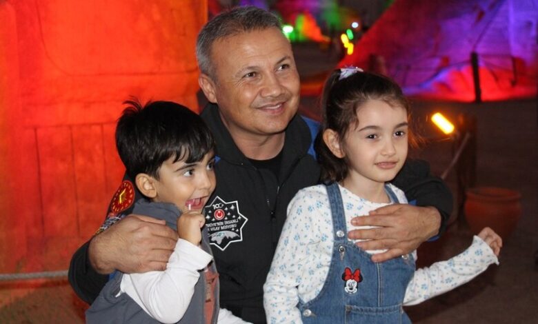 Antalya'da Uzaylı Gözler: 77. Uluslararası Uzay Kongresi Astronotları Çocuklarla Buluştu