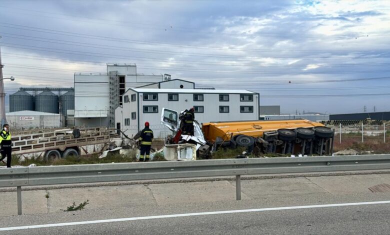 Konya’da Tır‑Kamyon Çarpışması: 1 Can Kaybı, 3 Yaralı