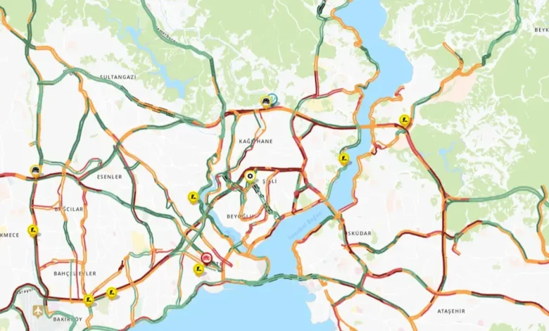 İstanbul’da Sağanak Yağış ve Yoğun Trafik: İş Çıkışı Zorlukları