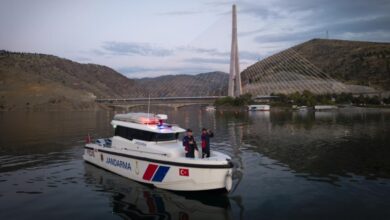 Karakaya Barajı’nda Yüzen Karakolu: Su Üstü Güvenliğin Yeni Kahramanı